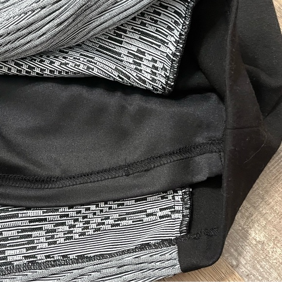 Calvin Klein Sleeveless Sheath Dress with Textured Panels - Picture 13 of 13